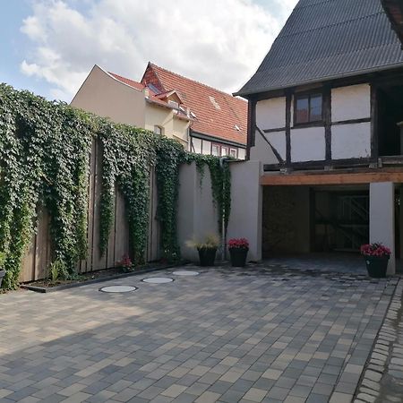 Ackerbuergerhof Ballstrasse 18 เควดลินบวร์ก ภายนอก รูปภาพ